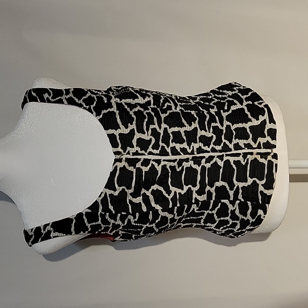 Flores & Flores Black and White Silk Tank